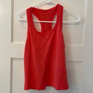 Lululemon Swiftly Tech Race Length tank - size 6